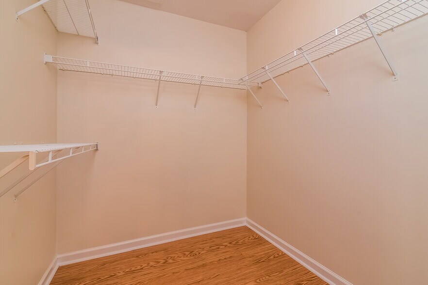 Building Photo - 816 Thomas Bay Ct