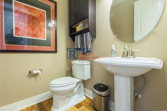 Building Photo - 7317 W Center Ave