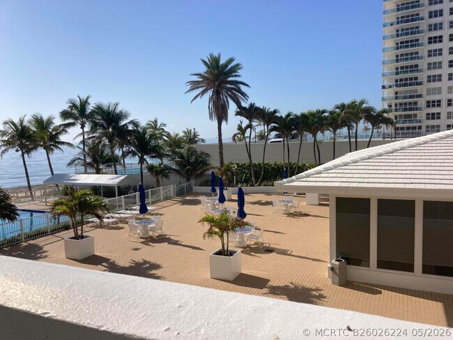 Building Photo - 4010 Galt Ocean Dr