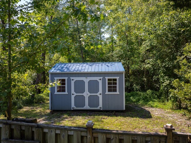 Building Photo - 645 Riva Ridge Rd
