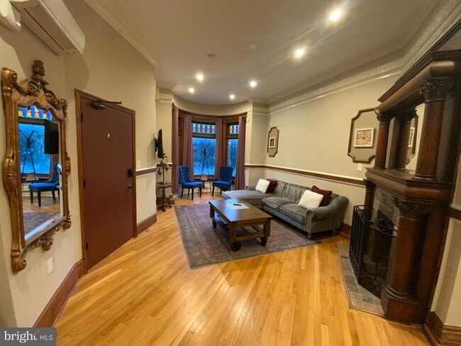 Building Photo - 1837 16th St NW