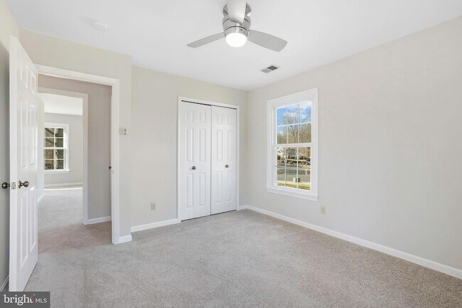 Building Photo - 7329 Fleetwood Ct