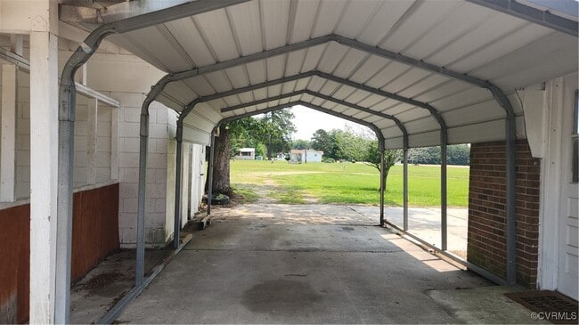 Building Photo - 24816 Sawmill Rd