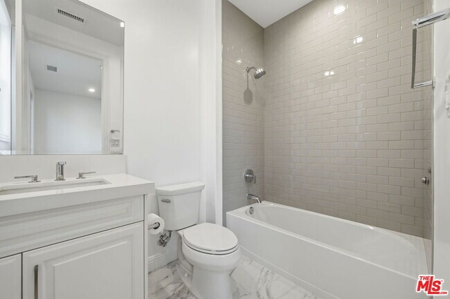 Building Photo - 20448 Liverpool Way