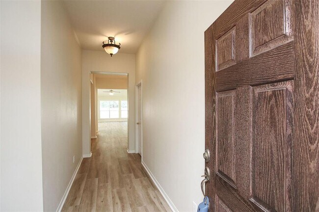 Building Photo - 43 N Veranda Ridge Dr