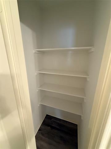 Building Photo - 1936 Encino Dr