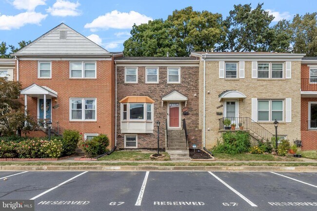 Building Photo - 9106 Suede Ct