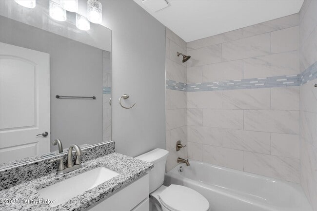 Building Photo - 721 E Caldwell St