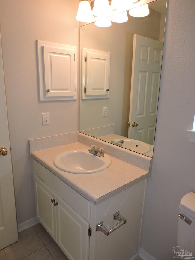 Building Photo - 1449 Greystone Dr
