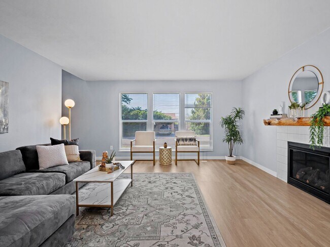 Building Photo - For Rent – Beautiful 4 Bedroom Home in Palisade