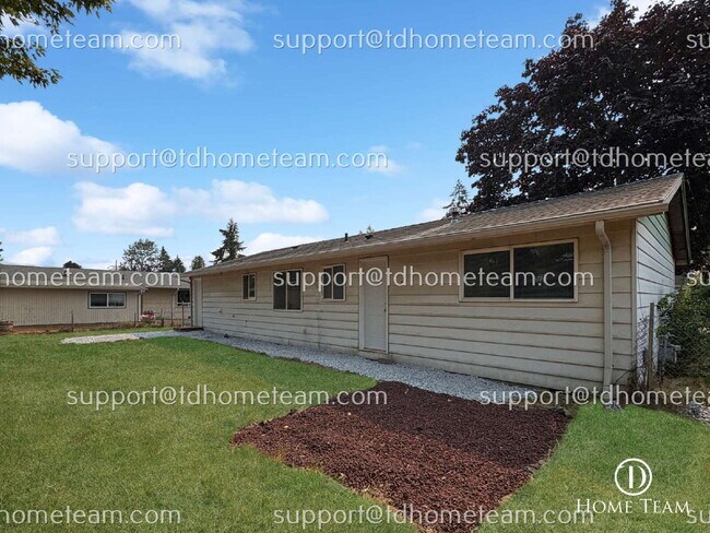 Building Photo - "Charming 4-Bed Retreat in Renton – Cozy Living, Prime Location!"