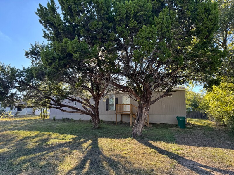 Building Photo - 1702 Dakota Trce