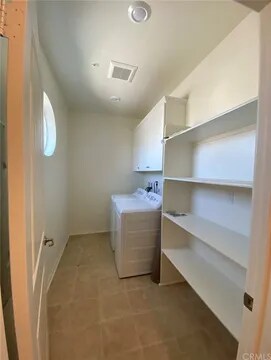 Building Photo - 7555 Cessna St.