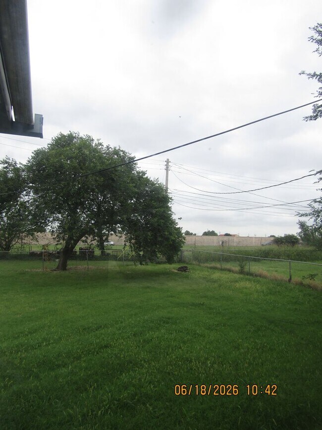 Building Photo - Charming 2-Bedroom Home in Northwest Lawton
