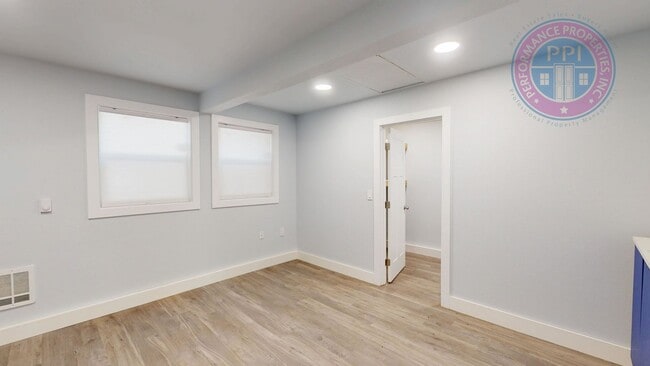 Building Photo - Newly Remodeled Home With Large Yard In Ro...