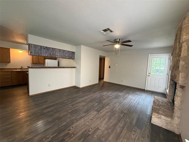Building Photo - 7601 St Amant Pl