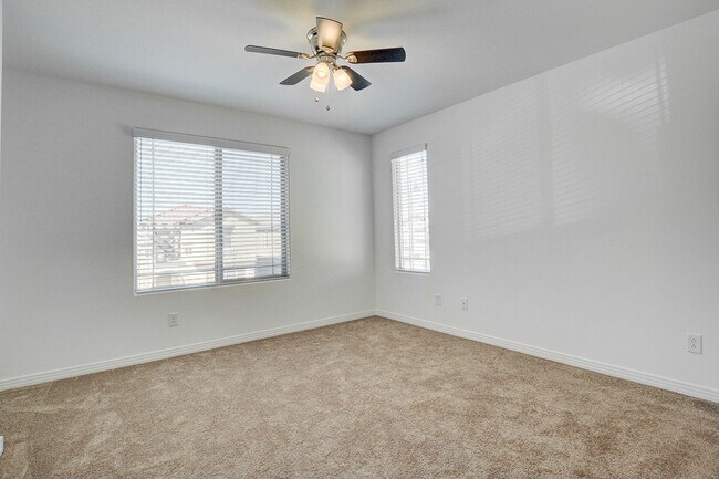 Building Photo - 3 Bedroom, 2 Story Inspirada Home in Anthem!