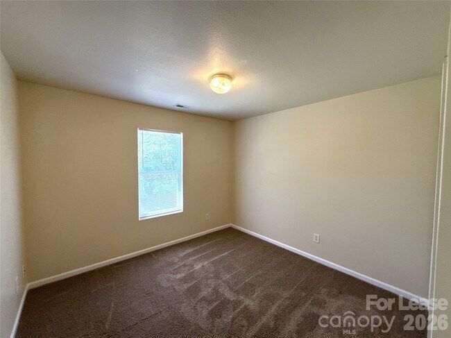 Building Photo - 6831 Sunman Rd