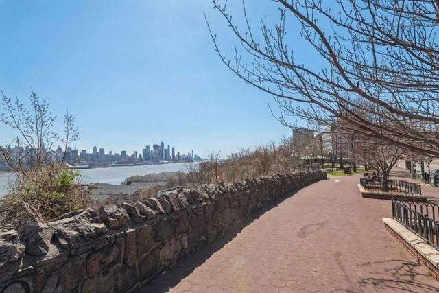 Building Photo - 6045 JFK Blvd E