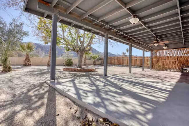 Building Photo - 72659 Aspen Dr