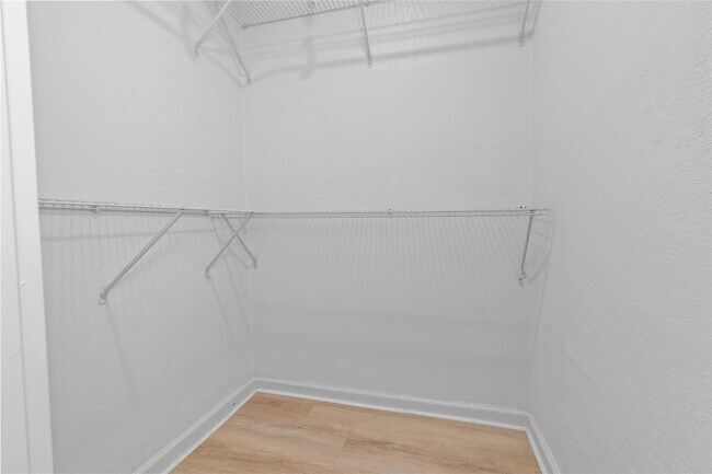 Building Photo - 12214 Braewick Dr