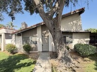 Building Photo - 1594 Christopher Ln