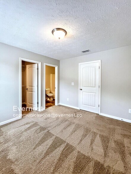 Building Photo - 4099 Saddlecreek Wy