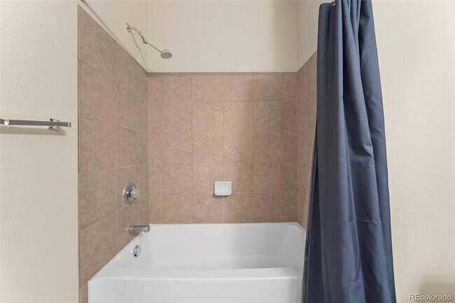 Building Photo - 9569 Pearl Cir