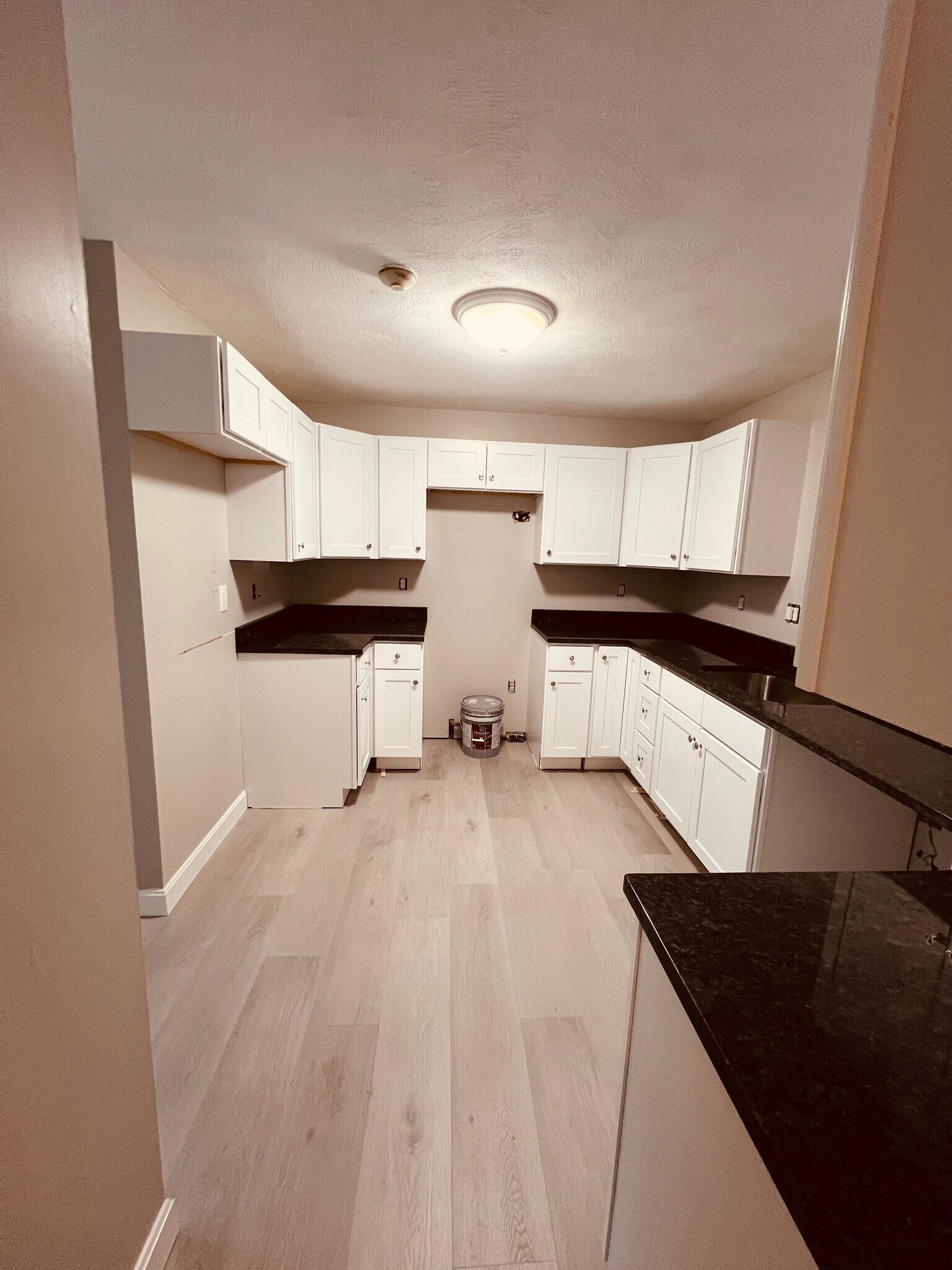 Kitchen - appliance on order - 144 Yorkshire St