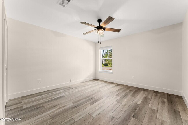 Building Photo - 2614 Cypress St