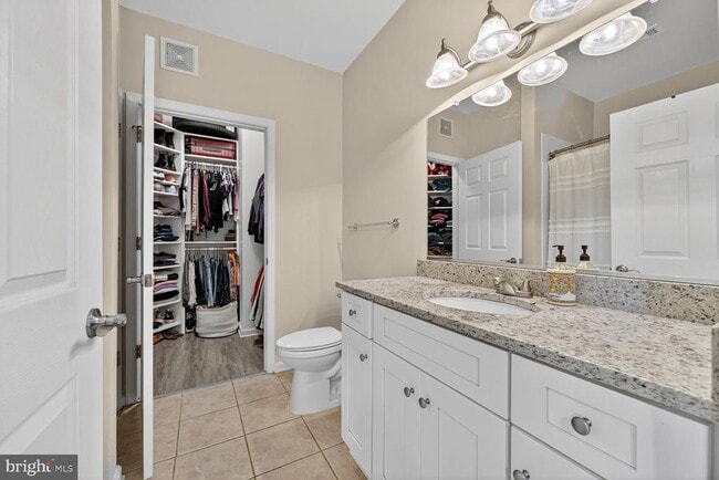 Building Photo - 4550 Strutfield Ln