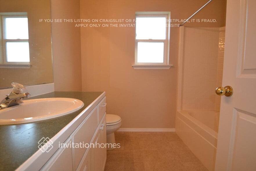 Building Photo - 3010 46th St Ct NE