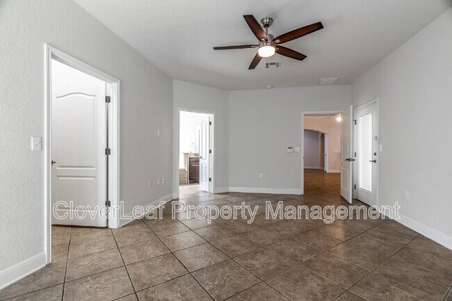 Building Photo - 11219 Thorn Apple