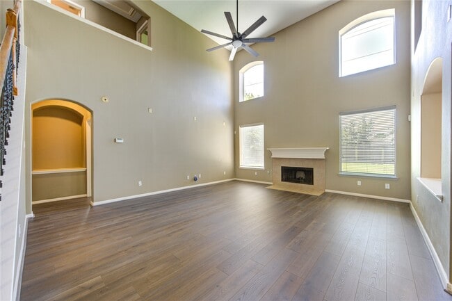 Building Photo - 2810 Shadow Canyon Ln