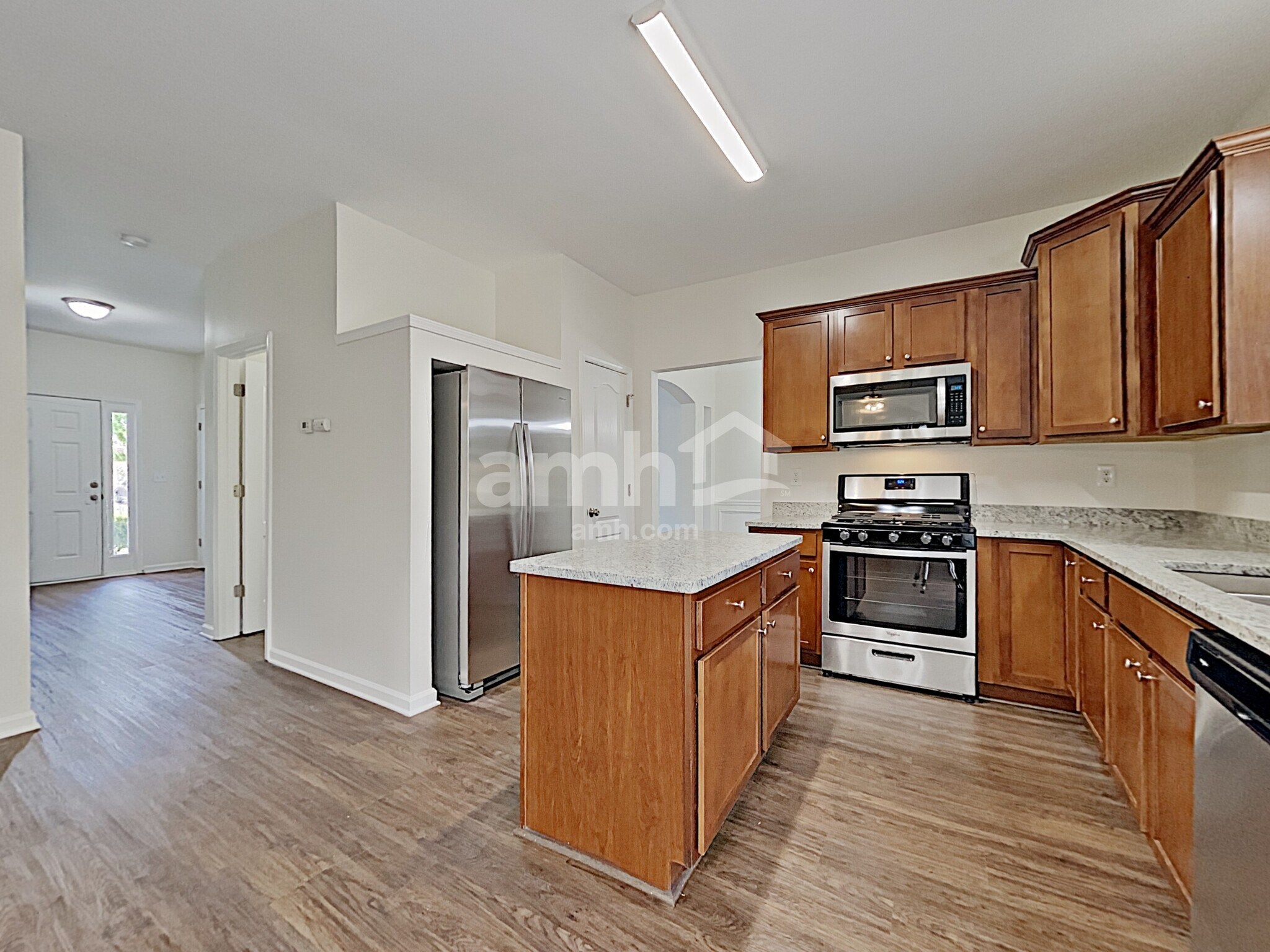 Building Photo - 2026 Peach Shoals Cir