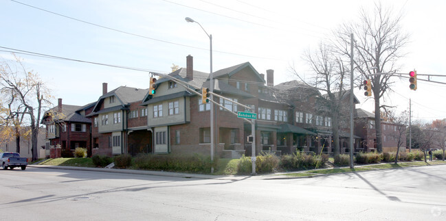 Building Photo - Historic Audubon Court