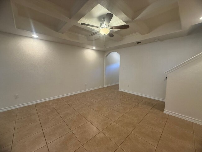 Building Photo - Townhome Near Retama Park...No Carpet.