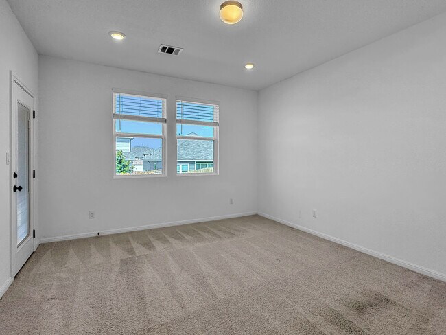 Building Photo - 2608 Emerson Trl