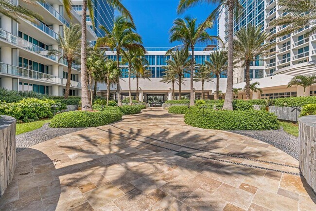 Building Photo - 6799 Collins Ave