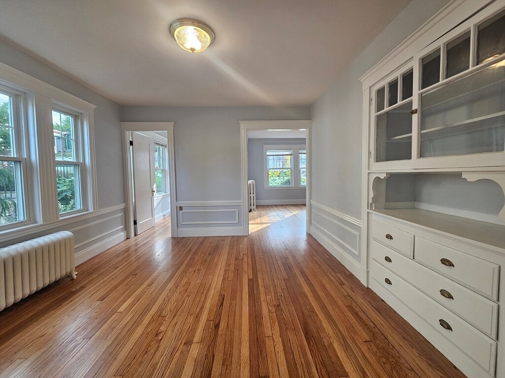 Building Photo - 360 Beech St