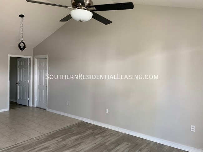 Building Photo - Freeport Village~~ by Southern