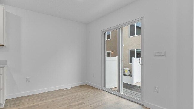 Building Photo - 1936 E Corriente Dr