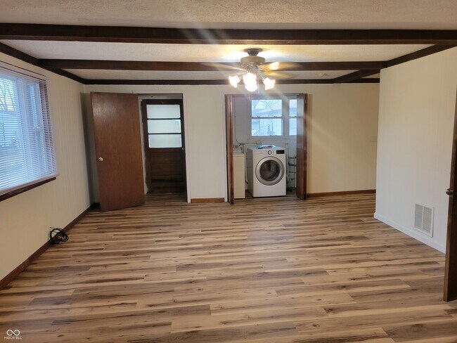 Building Photo - 3425 Campbell St