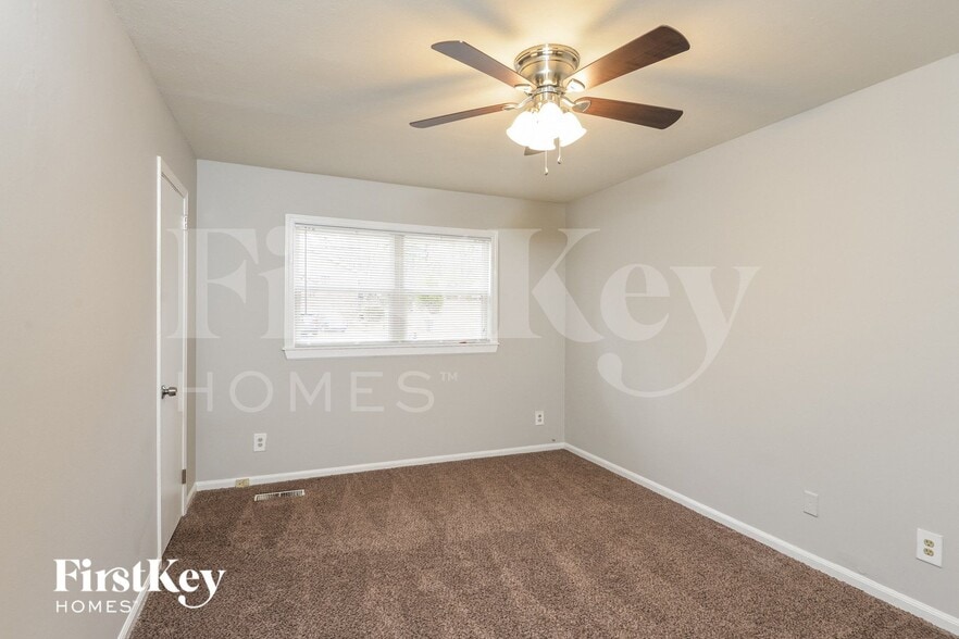 Building Photo - 212 Sam Pate Dr