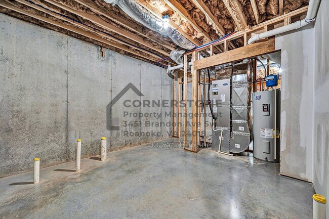 Building Photo - 2737 Russlen Dr