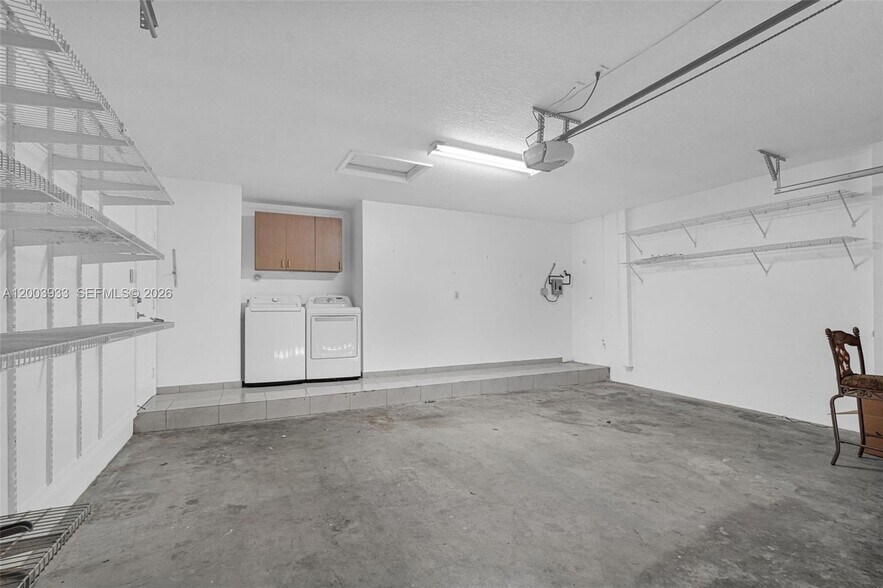 Building Photo - 358 SW 163rd Ave