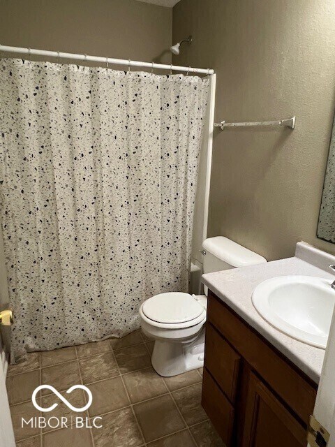 Building Photo - 912 Saraina Rd