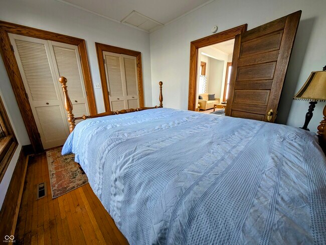 Building Photo - 1104 Franklin St