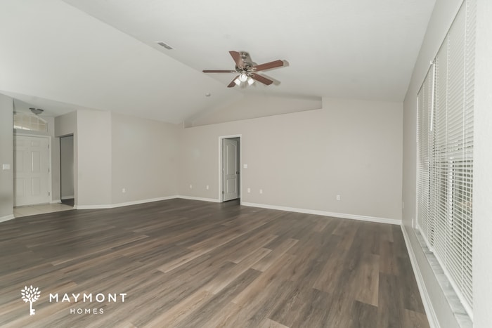 Building Photo - 6811 Krenson Oaks Cir