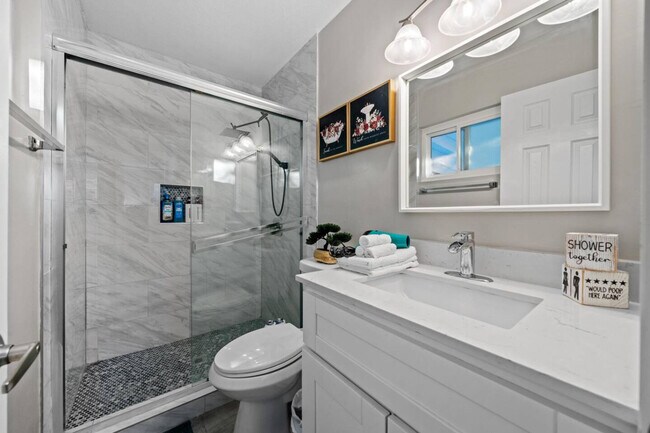 Building Photo - 7630 Andasol St